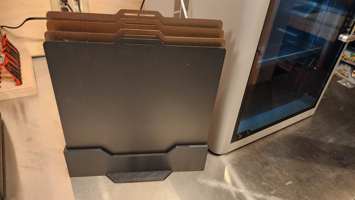 Bambu Lab P-Series & X2D Build Plate Holder — 7-Slot Storage Station