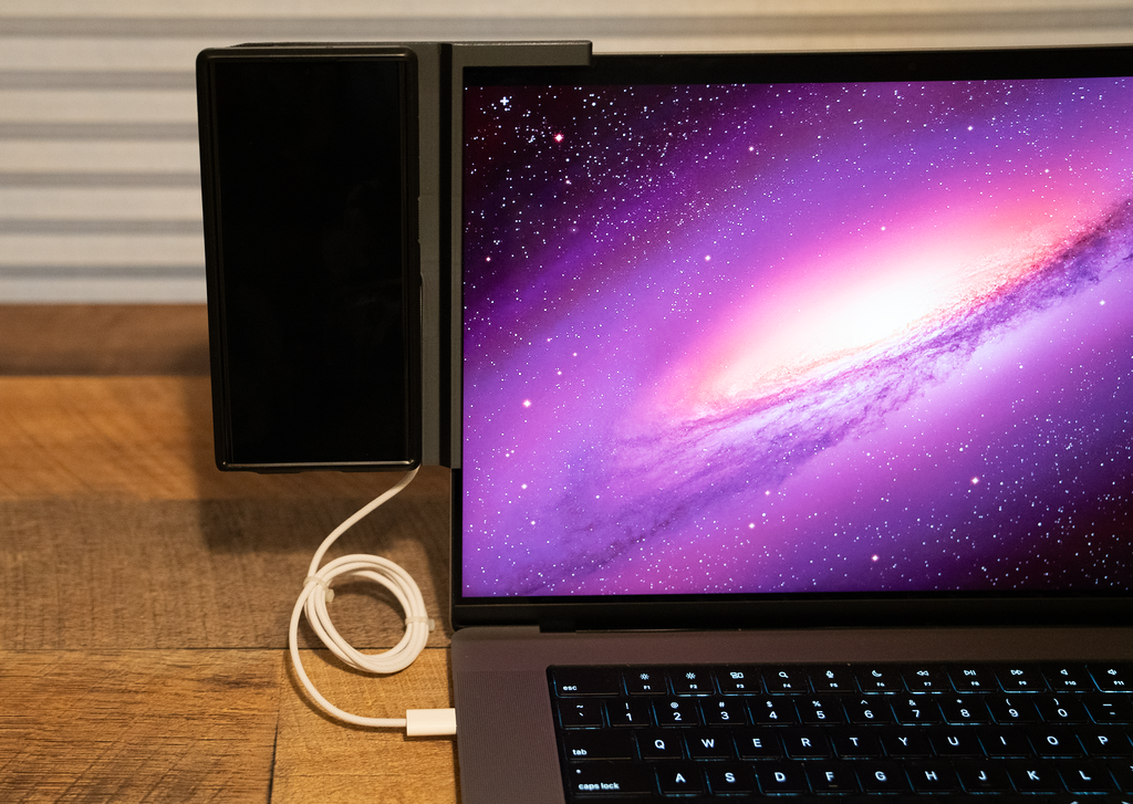 Tecton Forge™ MagSafe Phone Wing – 25W Side-Mount Charger for MacBook Pro, Air & Neo