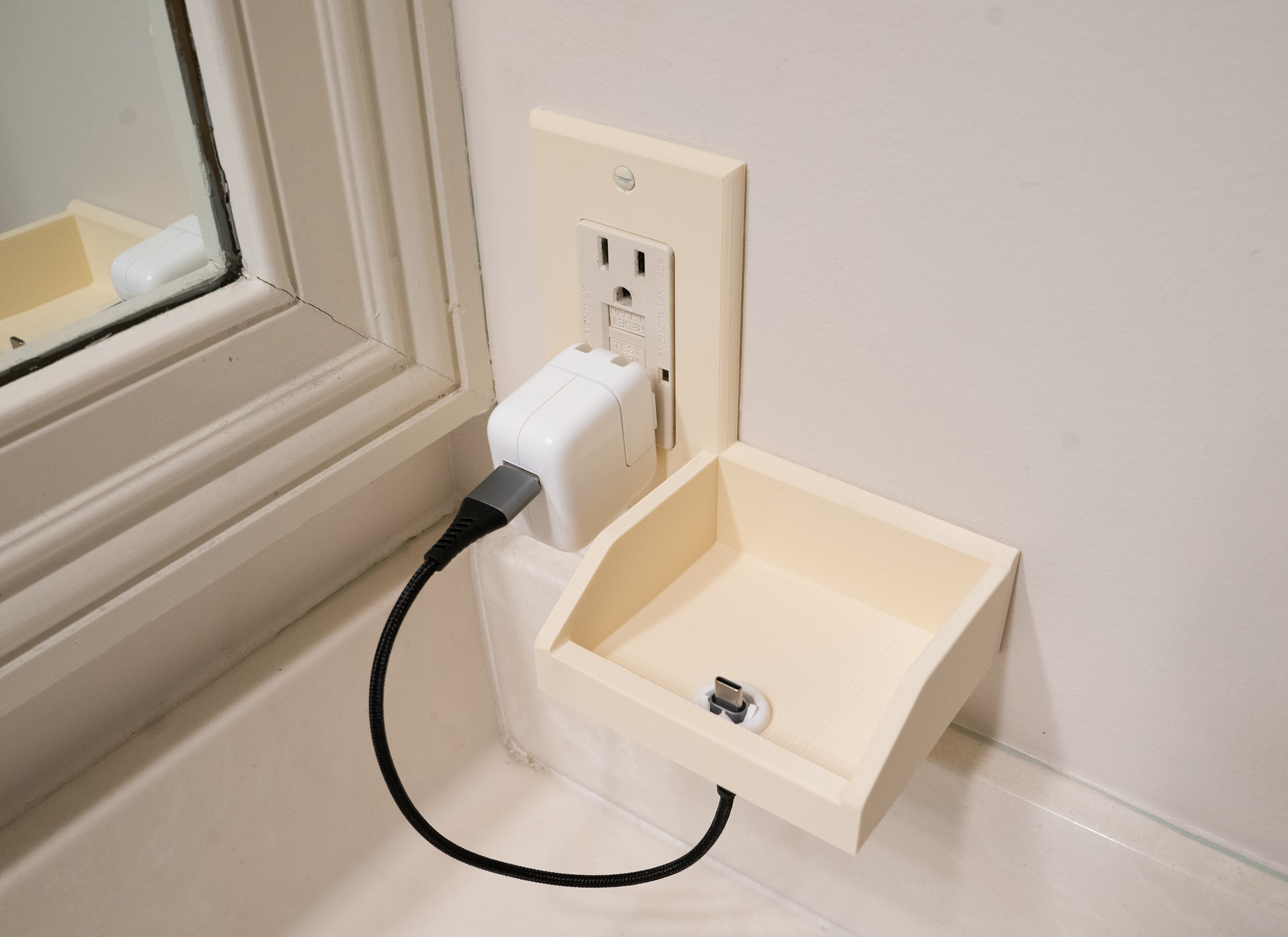 Tecton Nook™ – Solo Charge (Decora)