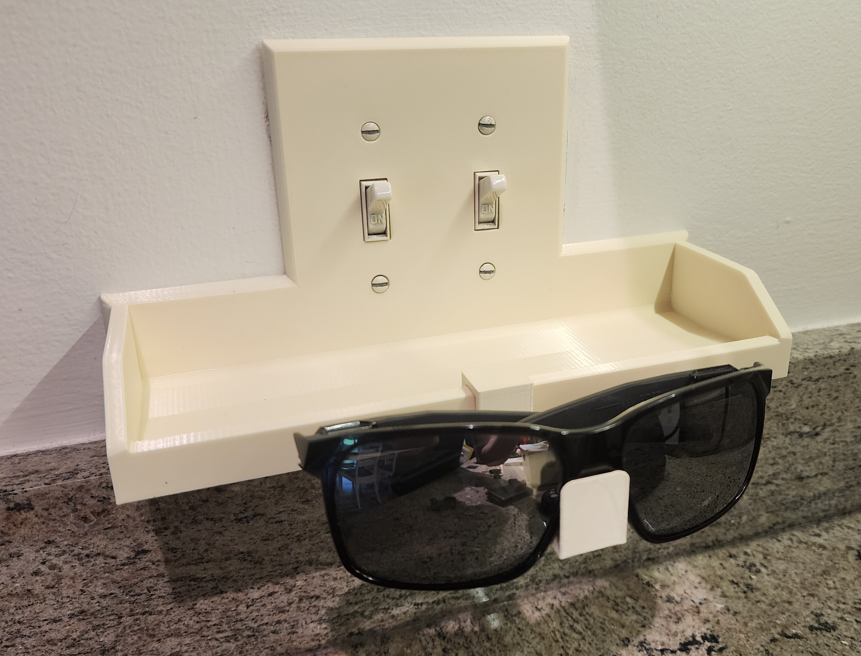 Tecton Nook™ – Eyewear Dock Module