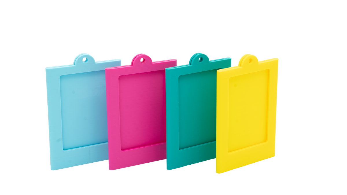 Tecton Gallery™ – Hanging Wallet Photo Frames (4-Pack)
