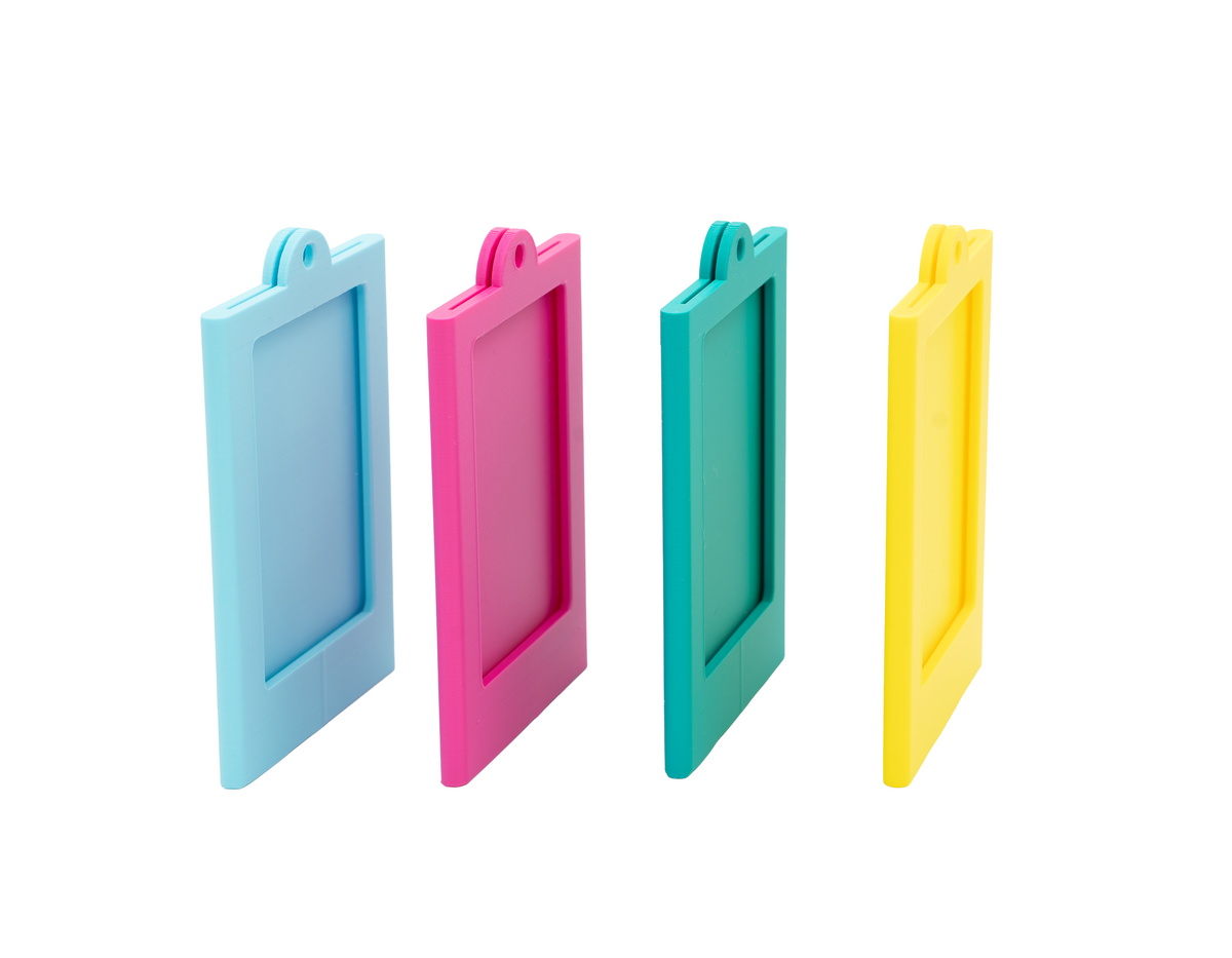 Tecton Gallery™ – Hanging Wallet Photo Frames (4-Pack)